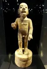 Escultura del dios Xipe Totec