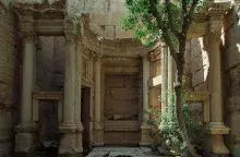 Interior del templo de Baal en Palmira en 2007
