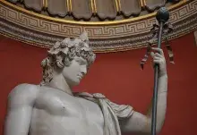 Antinoo amante del emperador Adriano caracterizado como el dios Baco