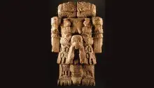 Escultura de la diosa azteca Coatlicue