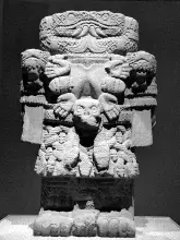 Escultura de la diosa azteca Coatlicue