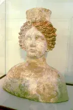 Busto de la diosa Tanit