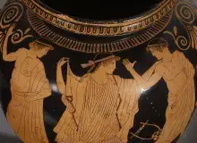 Eos, diosa de la Aurora, en una cerámica de figuras rojas