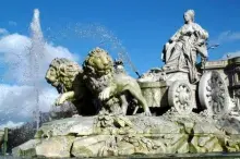 Estatua de la diosa Cibeles