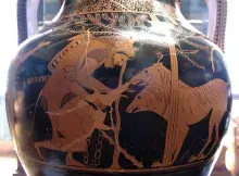Cerebero, el perro de Hades, equivalente al Garm nórdico