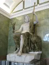 Escultura de Júpiter en el Museo del Hermitage