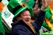 Disfraz de leprechaun en San Patricio
