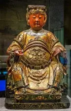 Escultura de Mazu, diosa china del mar