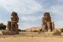 Los colosos de Memnón en Egipto