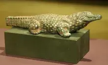 Estatua del dios Sobek en su forma de cocodrilo