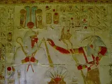 El dios Thot junto al faraón Seti I en su templo de Abydos